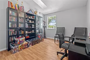 12201 SW 148th St, Miami, FL 33186 - Photo 15