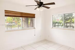 2181 NW 91st St, Miami, FL 33147 - Photo 7