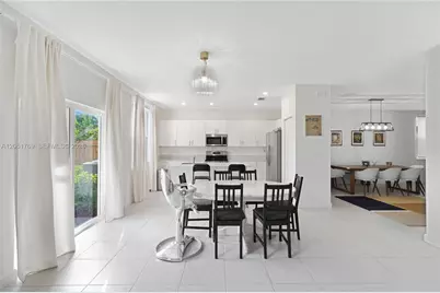 2629 SE 24th Ct, Homestead, FL 33035 - Photo 9