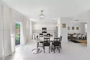 2629 SE 24th Ct, Homestead, FL 33035 - Photo 9