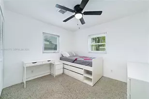 320 NE 59th Ct, Oakland Park, FL 33334 - Photo 17