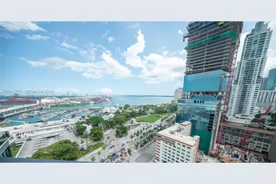 398 NE 5th St #1615, Miami, FL 33132 - Photo 3