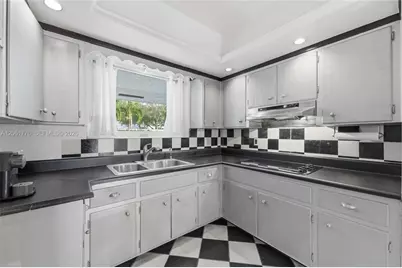 3497 NE 20th Ave, Oakland Park, FL 33306 - Photo 31