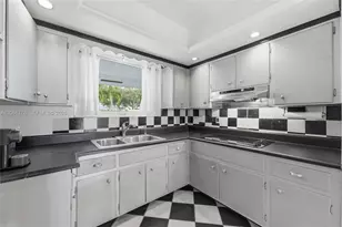 3497 NE 20th Ave, Oakland Park, FL 33306 - Photo 31