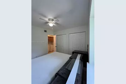 175 Wimbledon Lake Dr, Plantation, FL 33324 - Photo 3