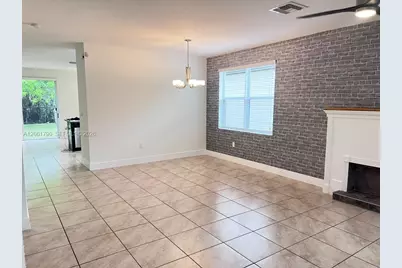 2190 SE 2nd St, Homestead, FL 33033 - Photo 9