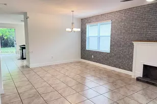 2190 SE 2nd St, Homestead, FL 33033 - Photo 9