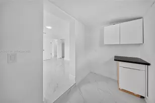 1055 NW 32nd Ct, Miami, FL 33125 - Photo 15