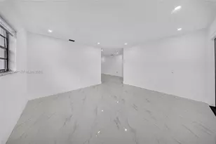 1055 NW 32nd Ct, Miami, FL 33125 - Photo 27