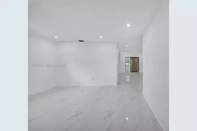 1055 NW 32nd Ct, Miami, FL 33125 - Photo 21