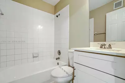 2296 NW 170th Ave, Pembroke Pines, FL 33028 - Photo 25