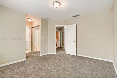 2296 NW 170th Ave, Pembroke Pines, FL 33028 - Photo 13