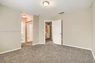 2296 NW 170th Ave, Pembroke Pines, FL 33028 - Photo 13