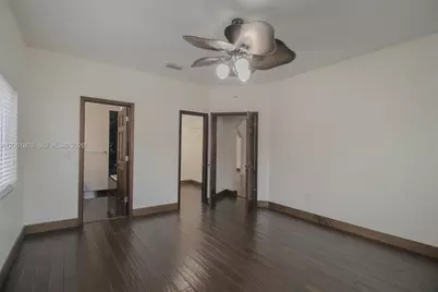 3722 Royal Palm Ave, Miami Beach, FL 33140 - Photo 19