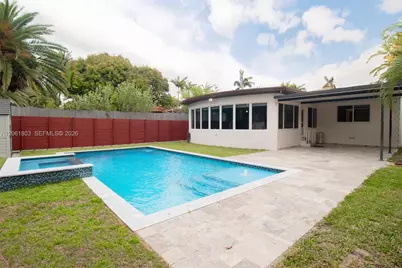 3722 Royal Palm Ave, Miami Beach, FL 33140 - Photo 47