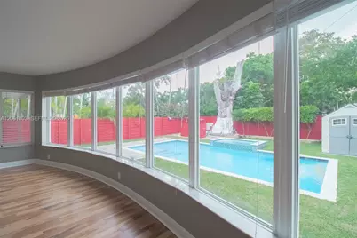 3722 Royal Palm Ave, Miami Beach, FL 33140 - Photo 45