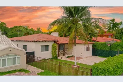 3722 Royal Palm Ave, Miami Beach, FL 33140 - Photo 9