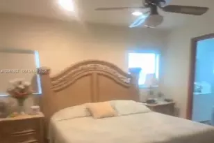 509 SW 87th Pl, Miami, FL 33174 - Photo 13