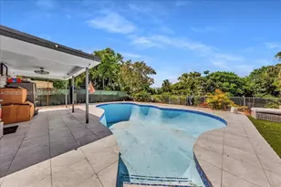 7819 SW 9th St, North Lauderdale, FL 33068 - Photo 29