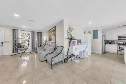 7819 SW 9th St, North Lauderdale, FL 33068 - Photo 19