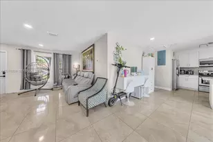 7819 SW 9th St, North Lauderdale, FL 33068 - Photo 19