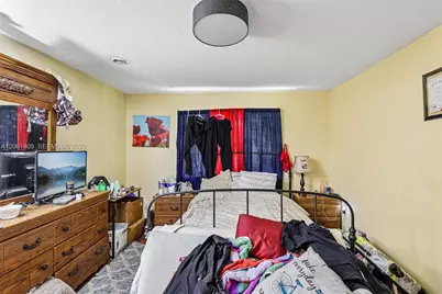 1143 NW 58th St, Miami, FL 33127 - Photo 21