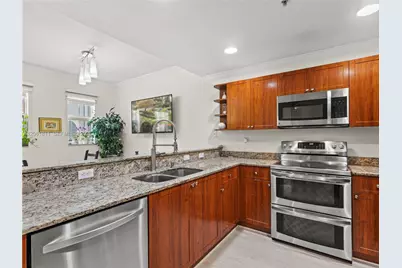 10885 NW 89th Ter #217, Doral, FL 33178 - Photo 13