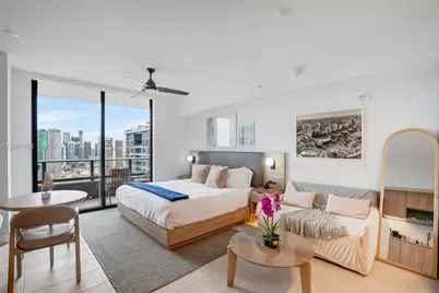 159 NE 6th St #3212, Miami, FL 33132 - Photo 1