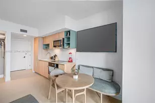 159 NE 6th St, Miami, FL 33132 - Photo 5