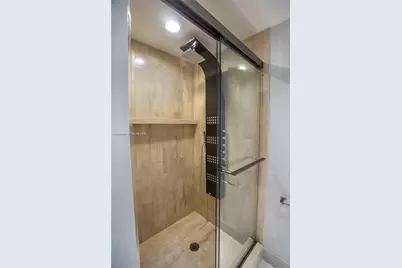 20191 E Country Club Dr #2703, Aventura, FL 33180 - Photo 5