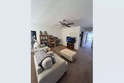 568 N Mansfield N #568, Boca Raton, FL 33434 - Photo 7