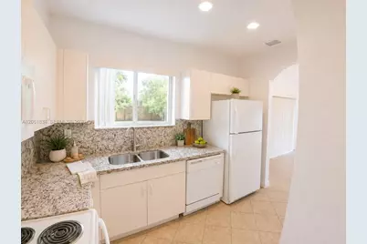 2603 NE 41st Cir #2603, Homestead, FL 33033 - Photo 9
