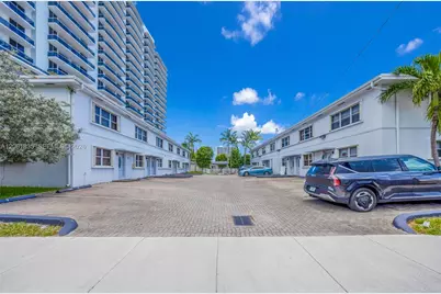 7801 Hispanola Av #4, North Bay Village, FL 33141 - Photo 21