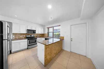 7801 Hispanola Av #4, North Bay Village, FL 33141 - Photo 5