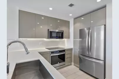 2000 Metropica Way #502, Sunrise, FL 33323 - Photo 5
