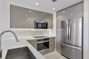 2000 Metropica Wy, Sunrise, FL 33323 - Photo 5