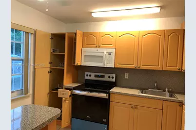 5453 NW 169th Ter, Miami Gardens, FL 33055 - Photo 3
