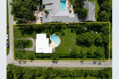 7550 SW 75th St, Miami, FL 33143 - Photo 1