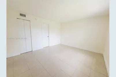 8040 N Colony Cir N #108, Tamarac, FL 33321 - Photo 11