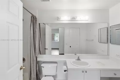 2015 SE 10th Ave #130, Fort Lauderdale, FL 33316 - Photo 33