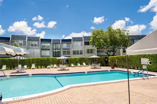 7877 Golf Cir Dr, Margate, FL 33063 - Photo 23