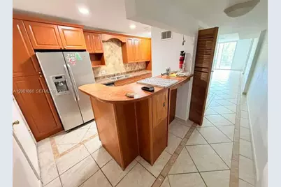 3660 NE 166th St, North Miami Beach, FL 33160 - Photo 5