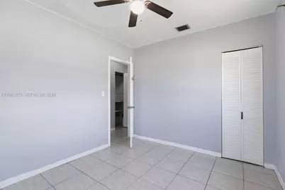 998 W 68th St, Hialeah, FL 33014 - Photo 25