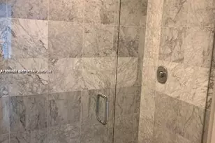 2000 Bay Dr, Miami Beach, FL 33141 - Photo 5