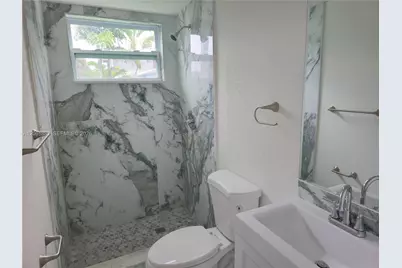 1141 SW 8th Ter, Fort Lauderdale, FL 33315 - Photo 9