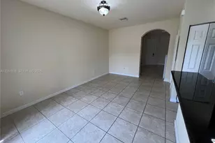 748 SE 32nd Ave, Homestead, FL 33033 - Photo 7