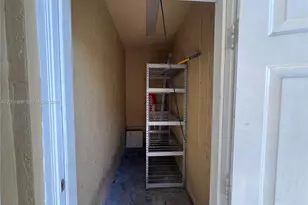 748 SE 32nd Ave, Homestead, FL 33033 - Photo 33