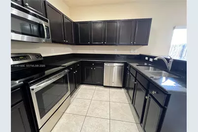 748 SE 32nd Ave #748, Homestead, FL 33033 - Photo 9