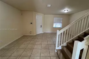 748 SE 32nd Ave, Homestead, FL 33033 - Photo 5