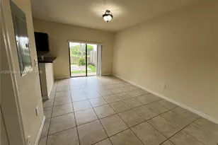 748 SE 32nd Ave, Homestead, FL 33033 - Photo 11